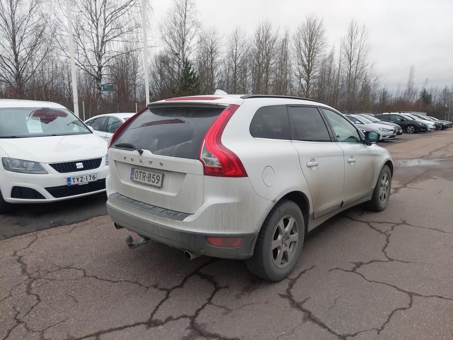 VOLVO XC60 2013