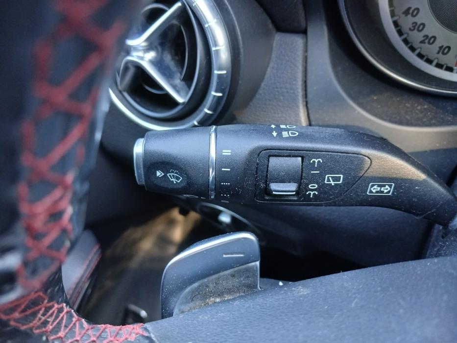 MERCEDES-BENZ CLA 2015