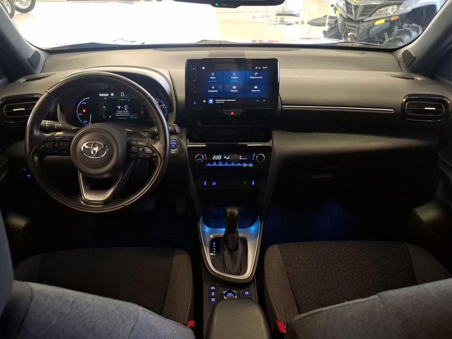 TOYOTA Yaris Cross 2022