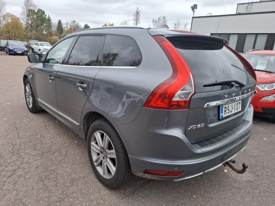 VOLVO XC60 2015