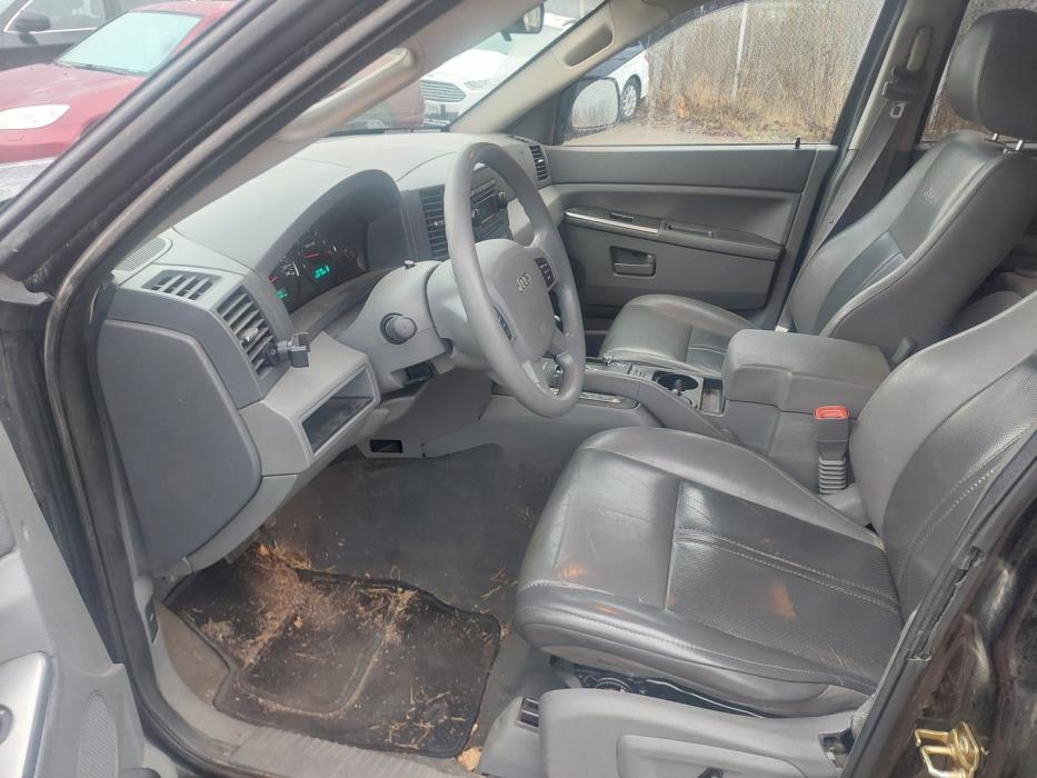 JEEP GRAND CHEROKEE 2006