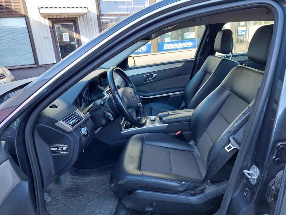 MERCEDES-BENZ E 2009