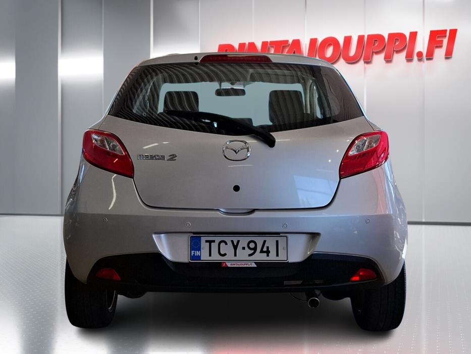 MAZDA 2 2010