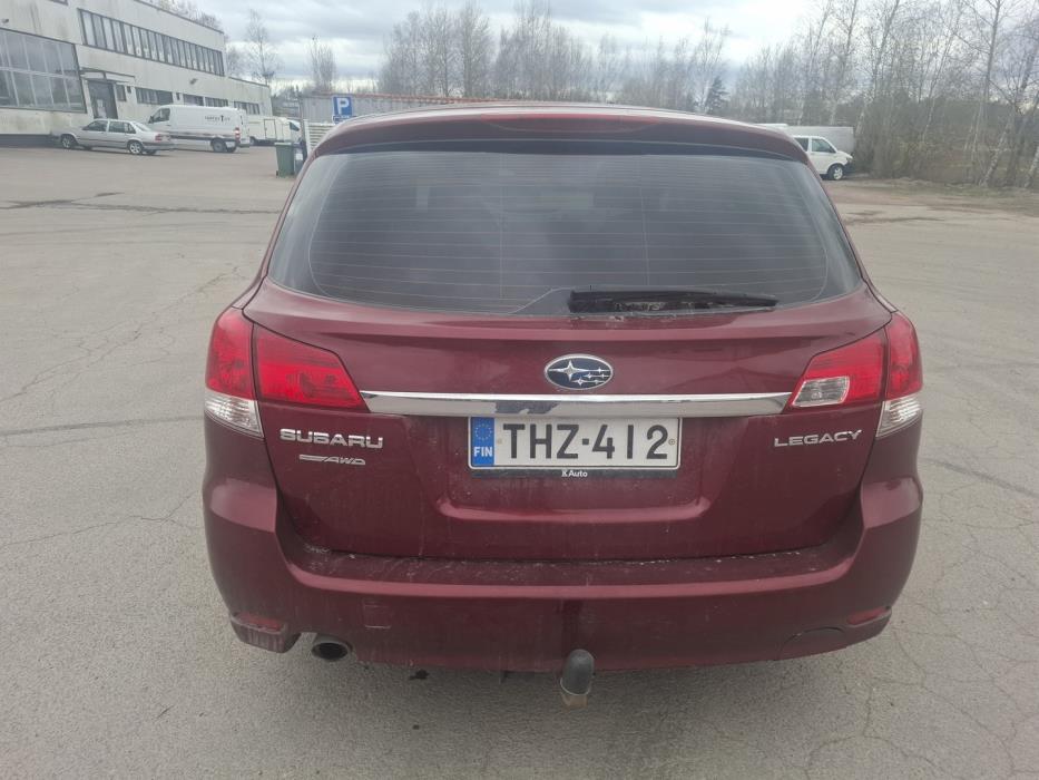 SUBARU Legacy 2011