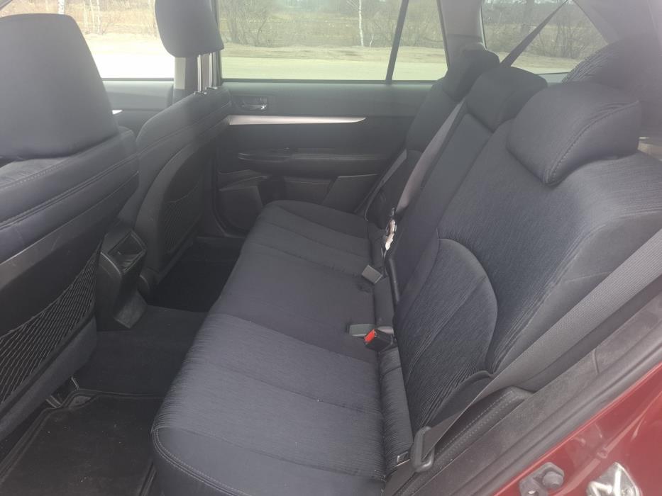 SUBARU Legacy 2011