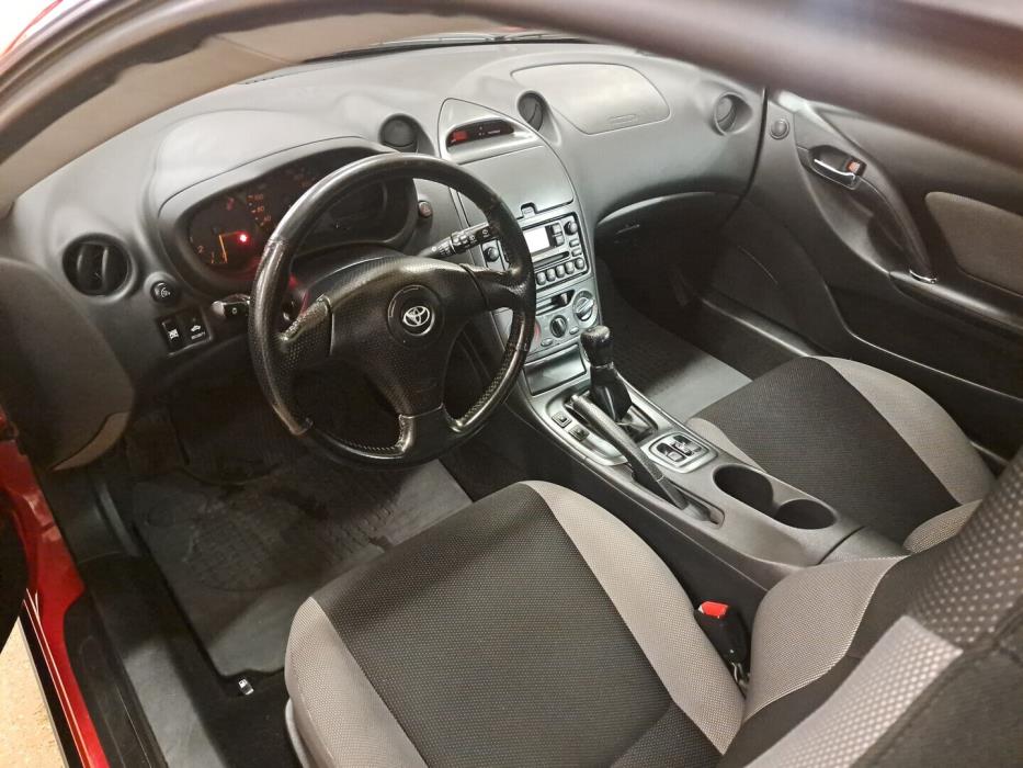 TOYOTA Celica 2005