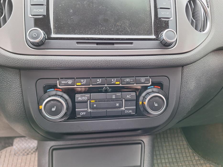 VOLKSWAGEN Tiguan 2010