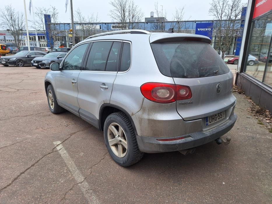 VOLKSWAGEN Tiguan 2010