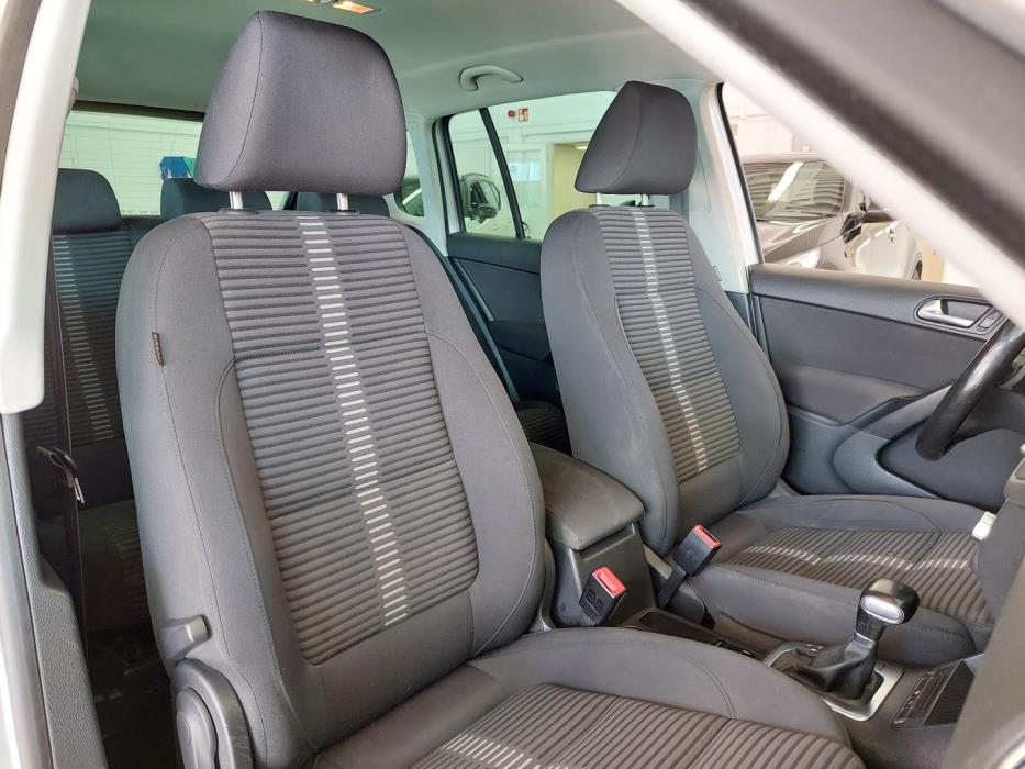 VOLKSWAGEN Tiguan 2010