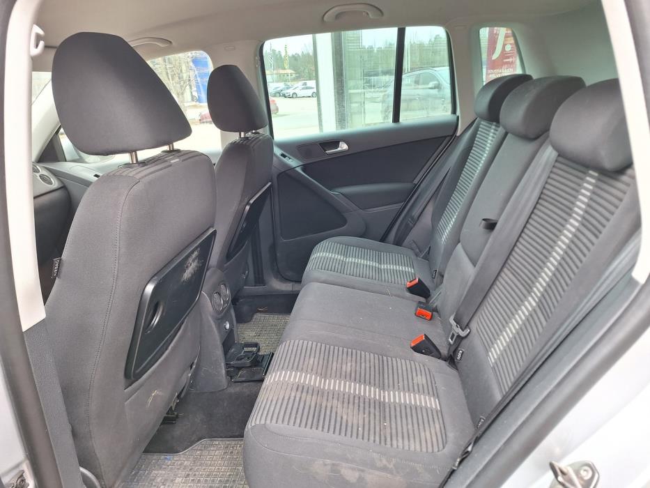 VOLKSWAGEN Tiguan 2010