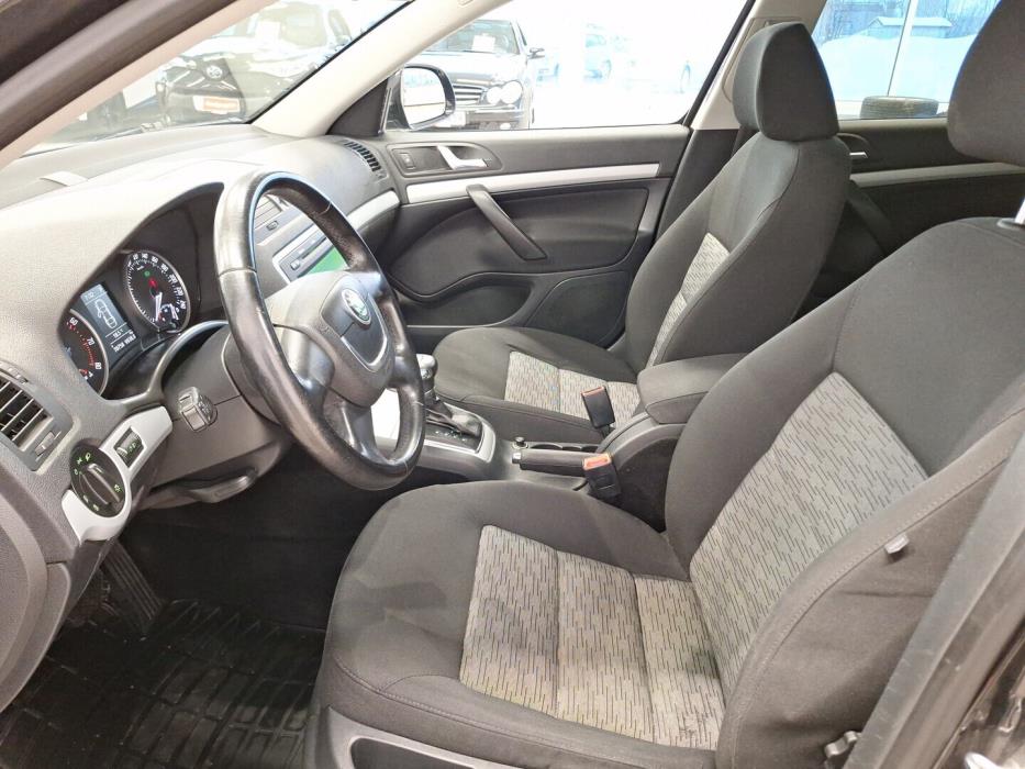 SKODA Octavia 2010