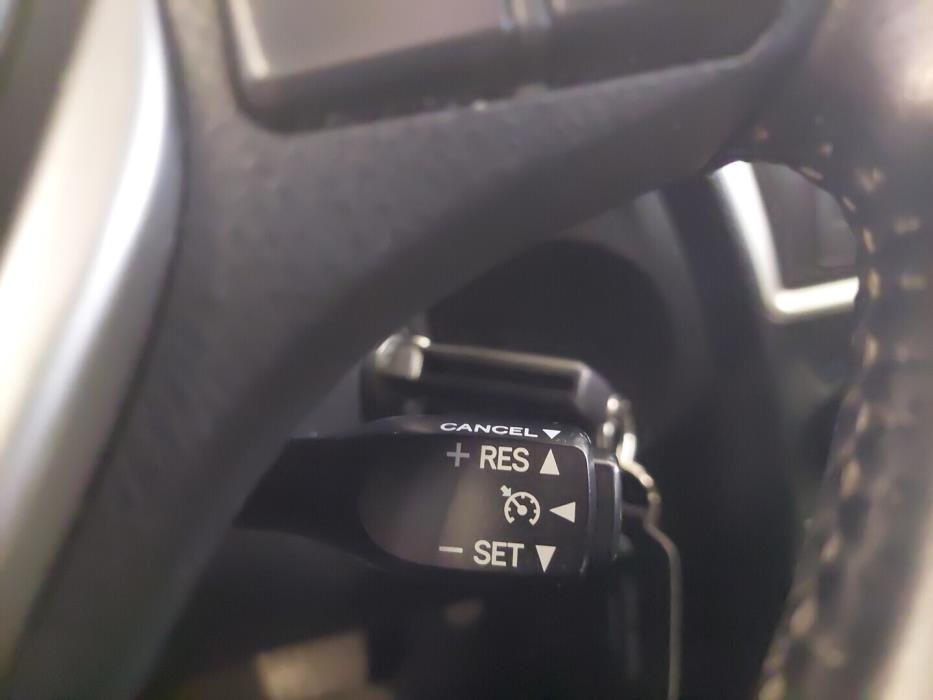 TOYOTA Auris 2014