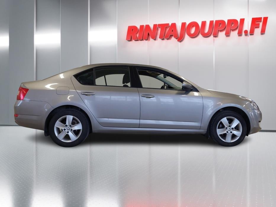 SKODA Octavia 2014