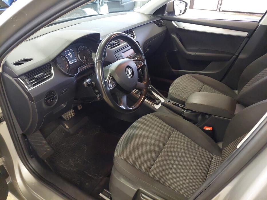 SKODA Octavia 2014