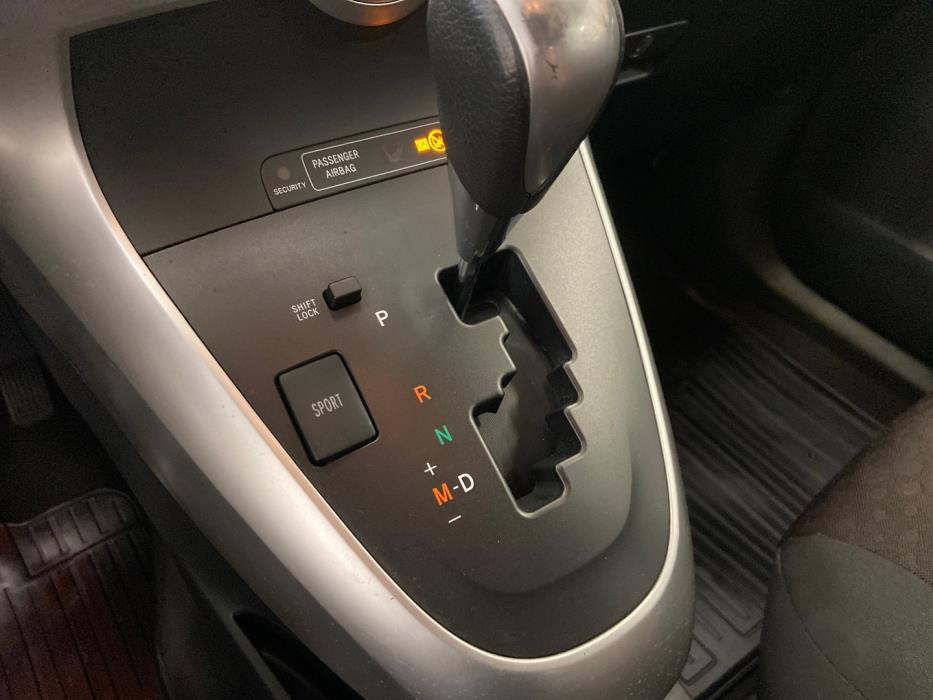 TOYOTA Verso 2010