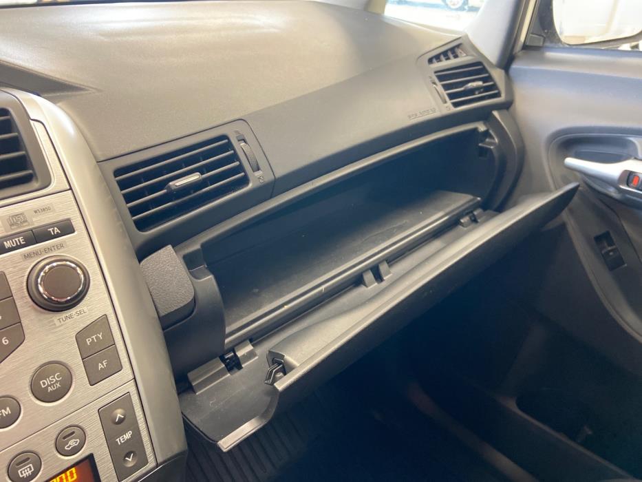 TOYOTA Verso 2010