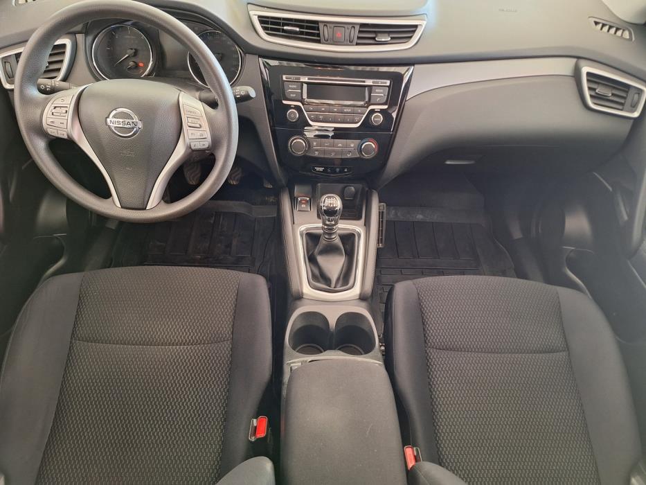 NISSAN Qashqai 2015