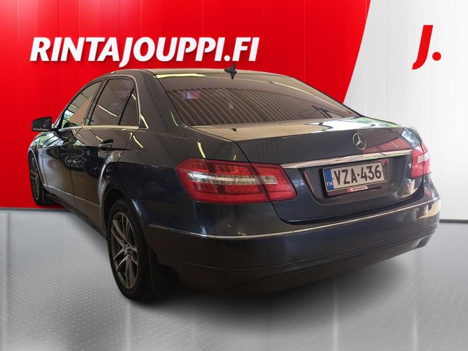MERCEDES-BENZ E 2009