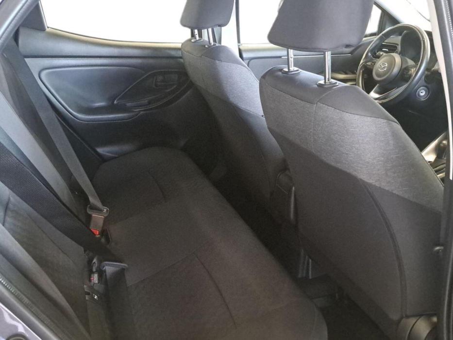 MAZDA 2 2023