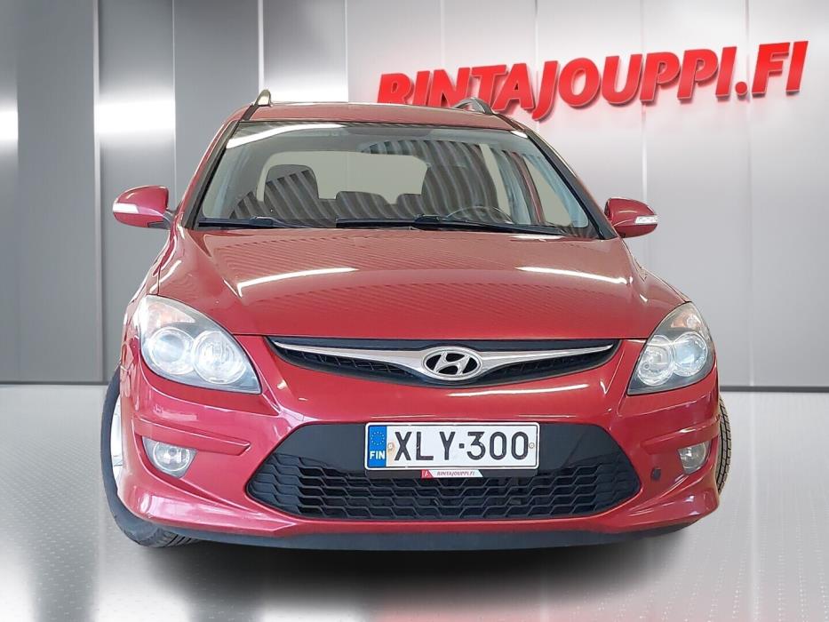 HYUNDAI i30 2011