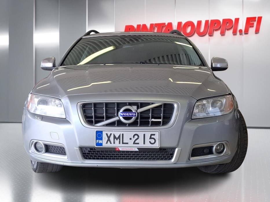 VOLVO V70 2012