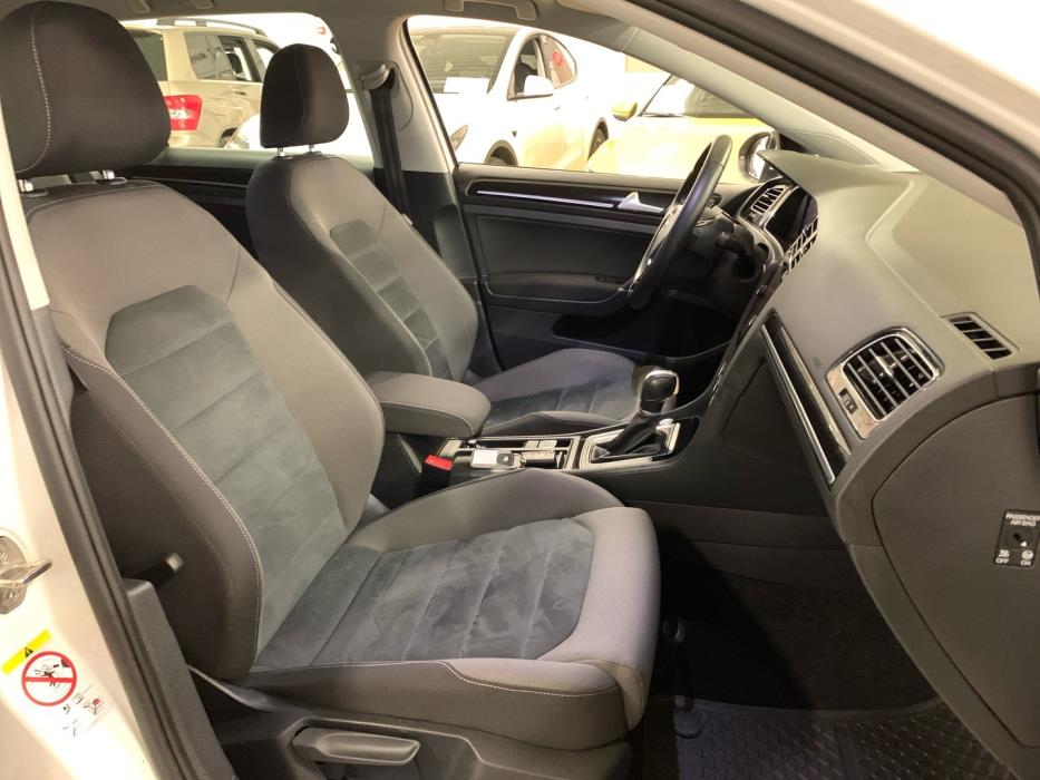 VOLKSWAGEN Golf 2018