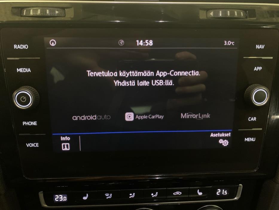 VOLKSWAGEN Golf 2018