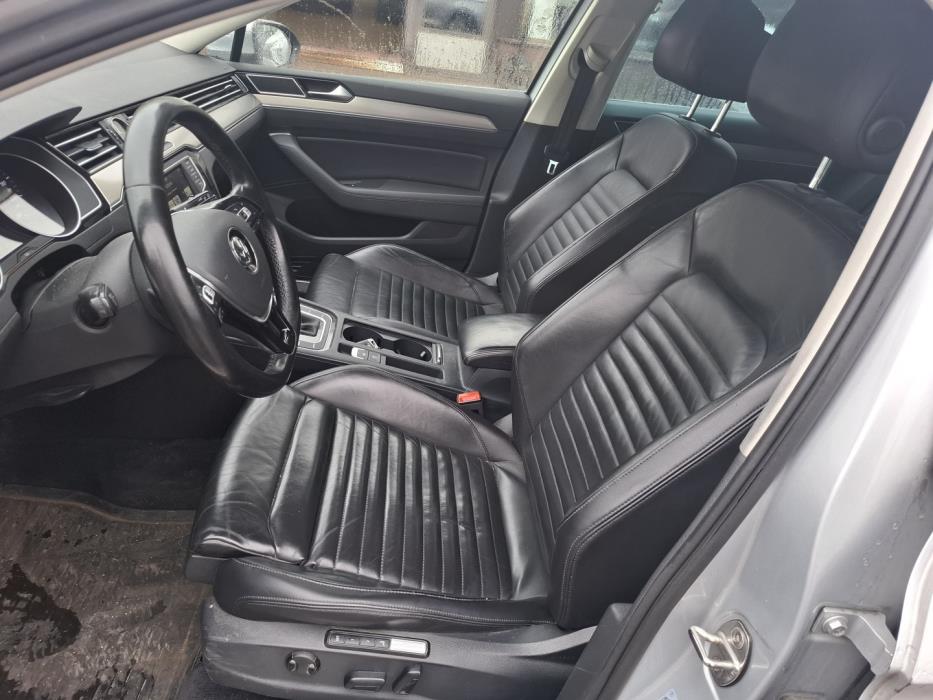 VOLKSWAGEN Passat 2015
