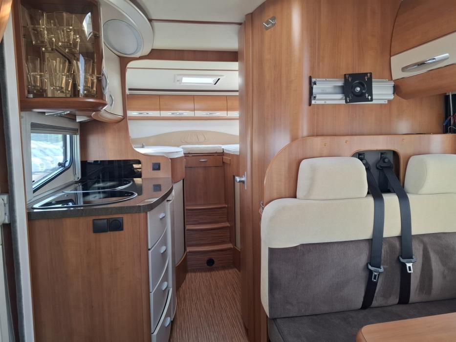 HOBBY T500 Van Exclusive 2009