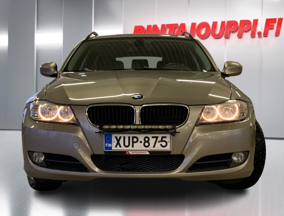 BMW 318 2009