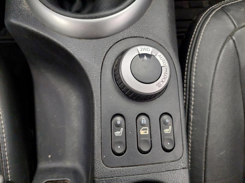 NISSAN Qashqai+2 2009