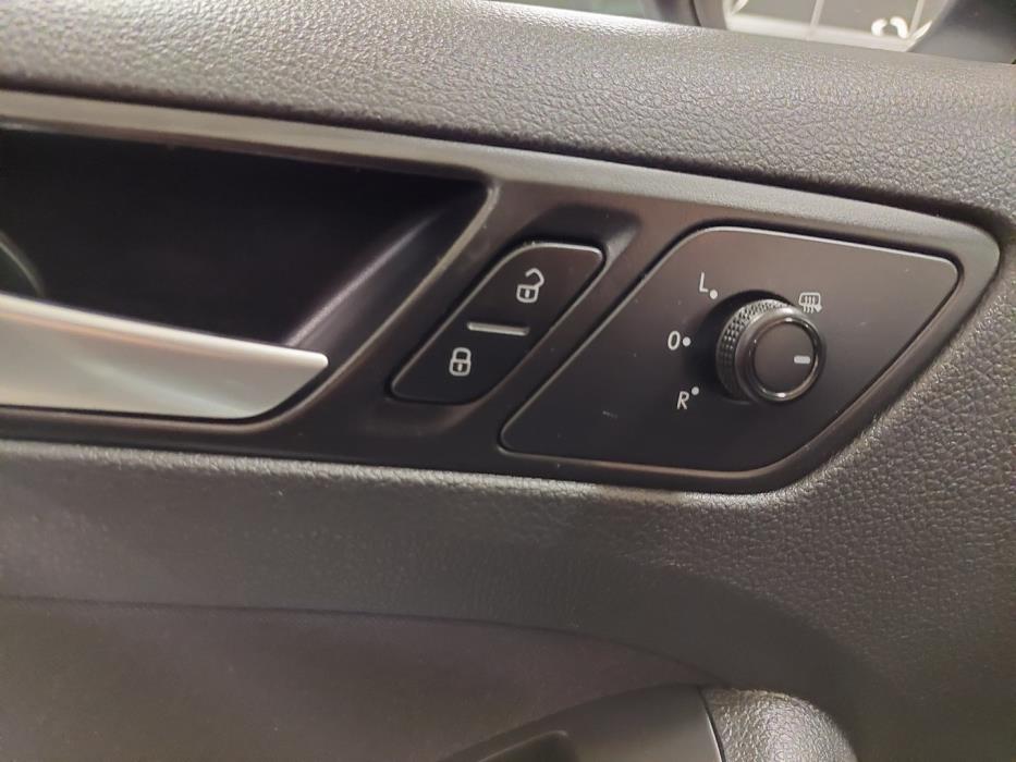 VOLKSWAGEN Jetta 2017