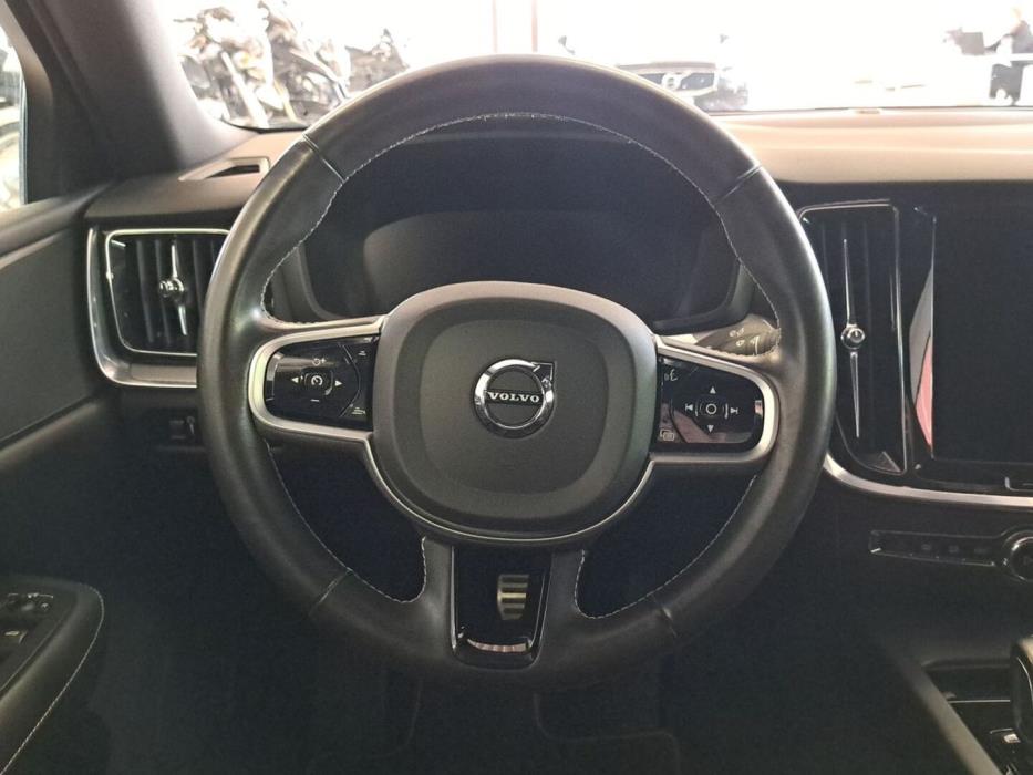 VOLVO S60 2021