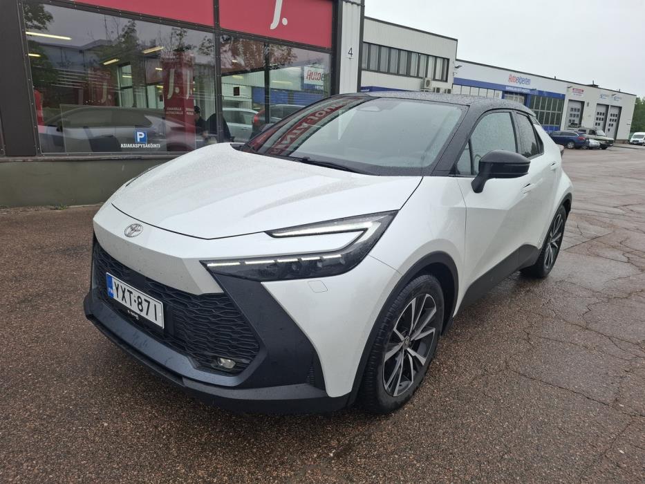 TOYOTA C-HR 2023