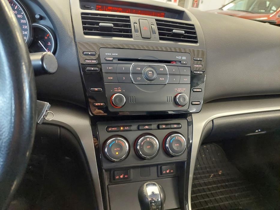 MAZDA Mazda6 2011