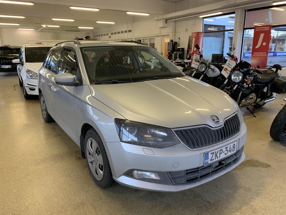 SKODA Fabia 2015