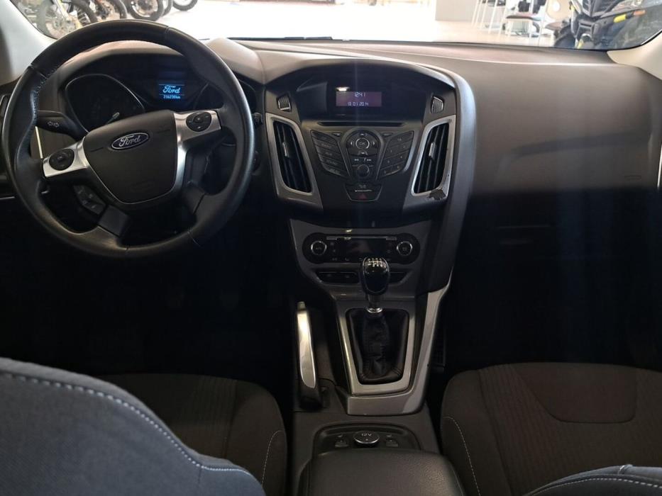 FORD Focus 2011