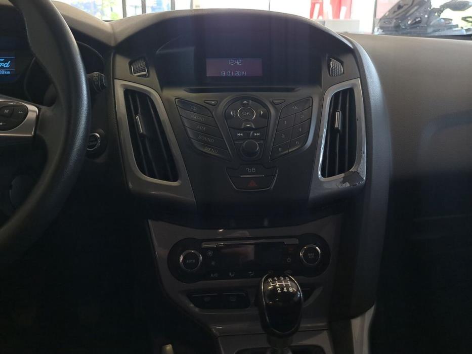 FORD Focus 2011