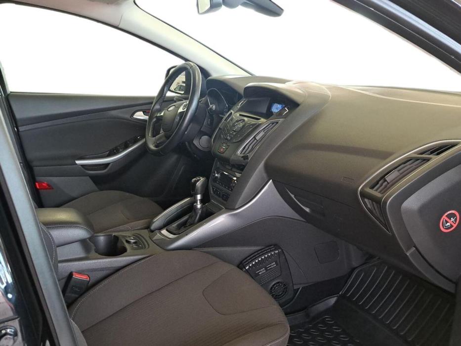 FORD Focus 2011