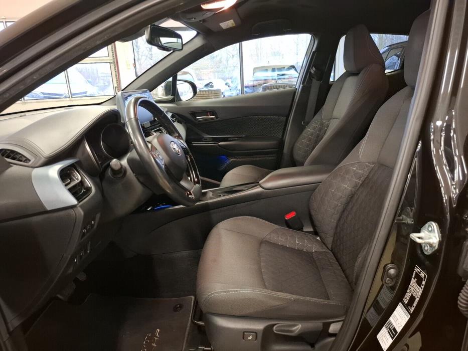 TOYOTA C-HR 2020