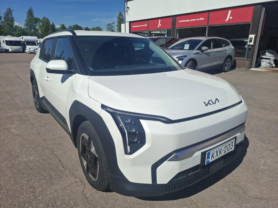 KIA EV3 2025