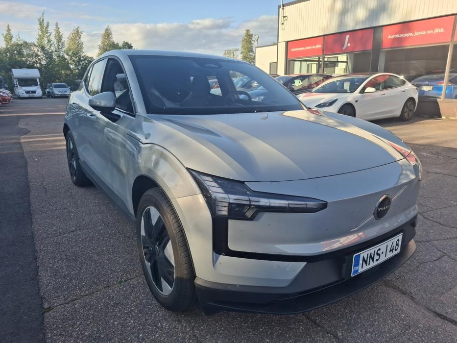 VOLVO EX30 2024