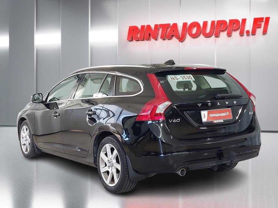 VOLVO V60 2014