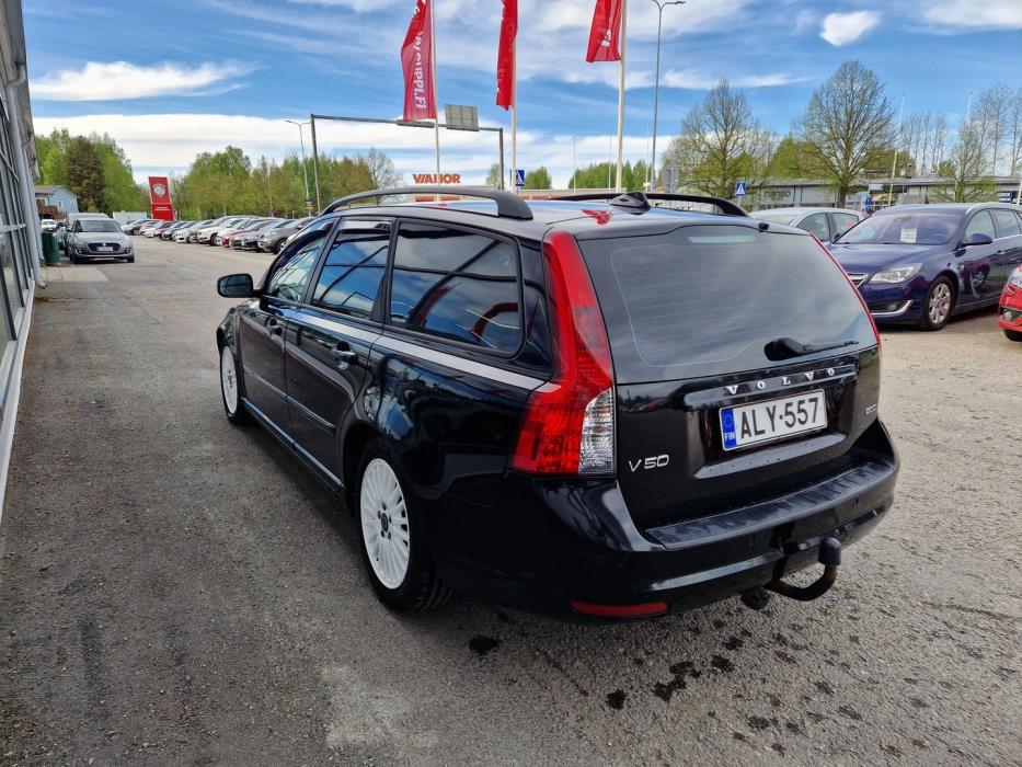 VOLVO V50 2008