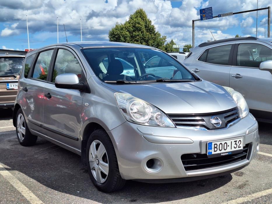 NISSAN Note 2011