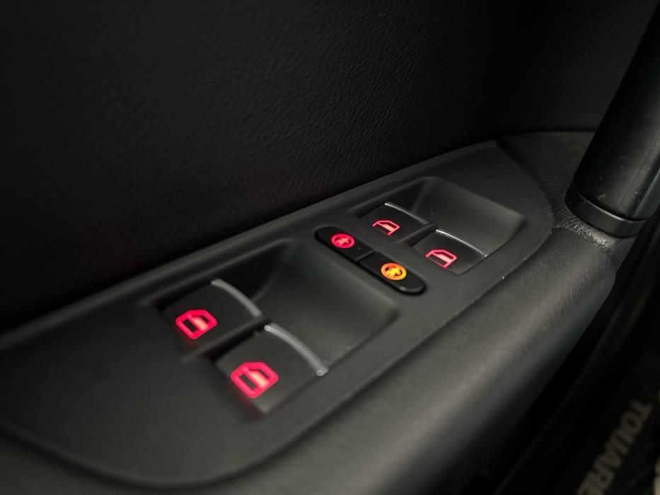 VOLKSWAGEN Touareg 2011