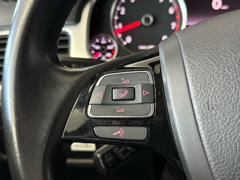 VOLKSWAGEN Touareg 2011