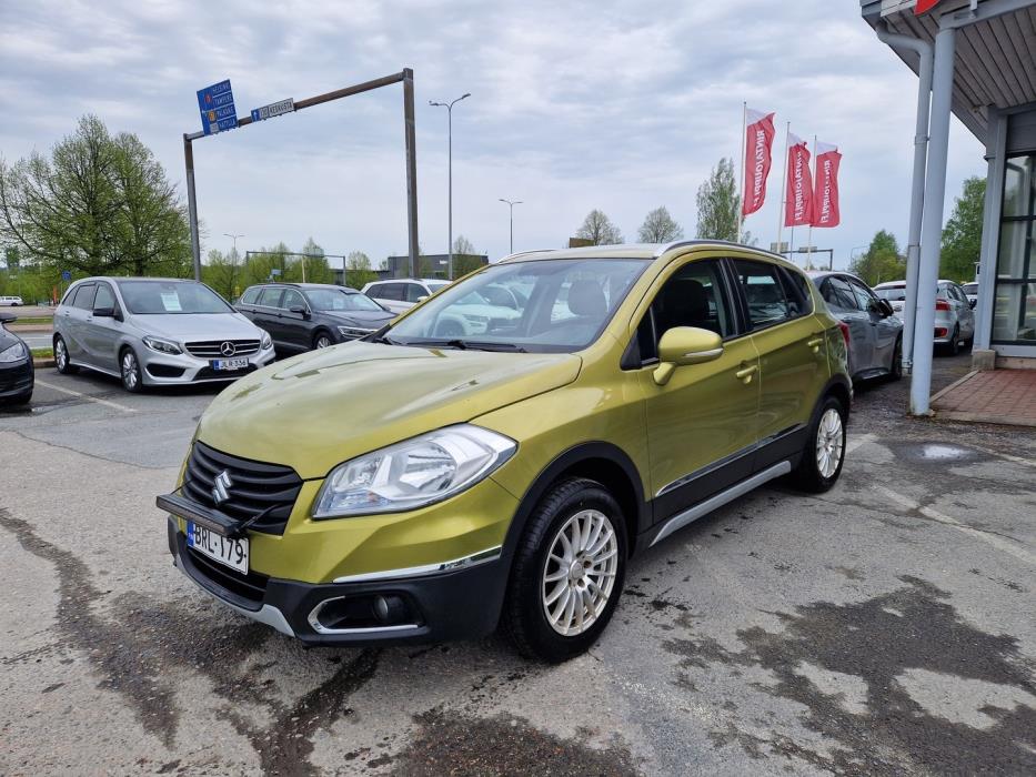 SUZUKI SX4 S-Cross 2013