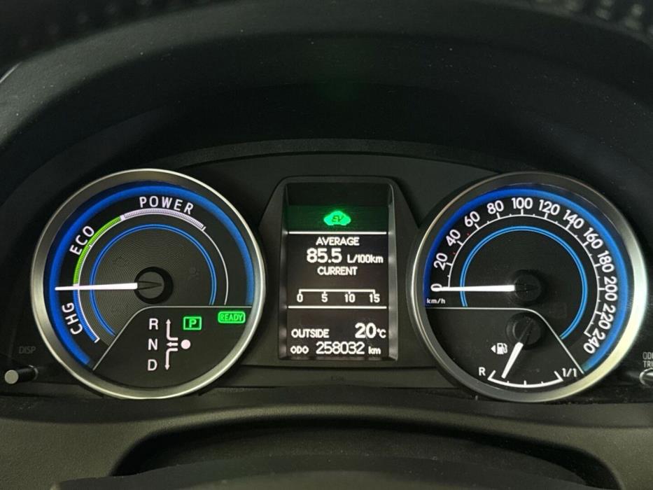 TOYOTA Auris 2014