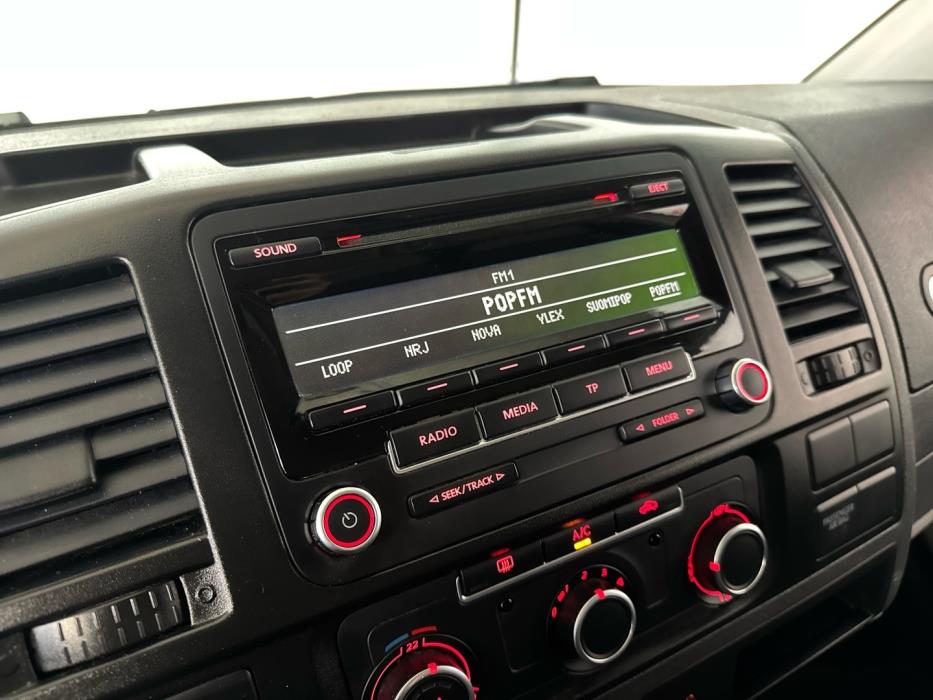 VOLKSWAGEN Transporter 2015